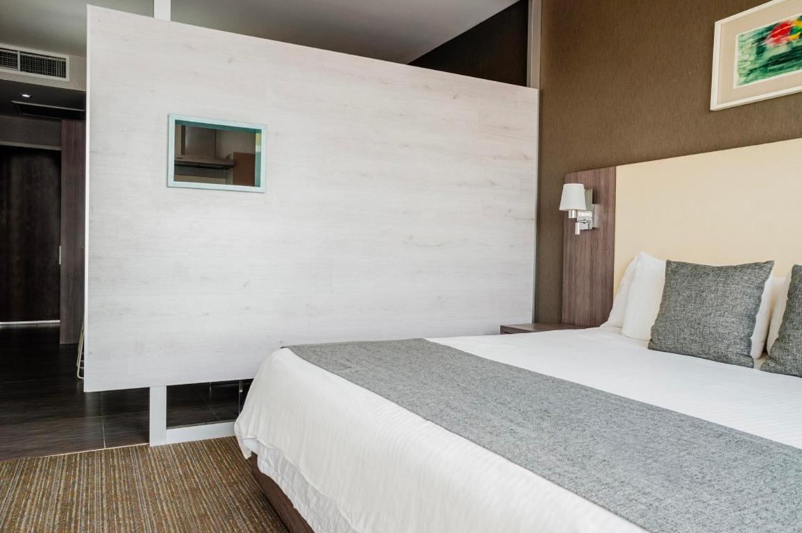 Casa Inn Galerias Celaya Eksteriør bilde